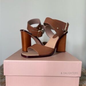 Elegant Tan Heeled Sandals by Alex & Daughters.